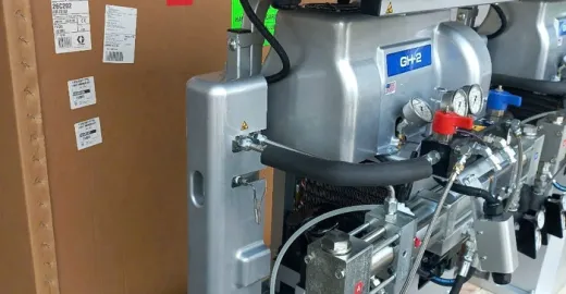 Máy phun PU Foam cách âm cách nhiệt
